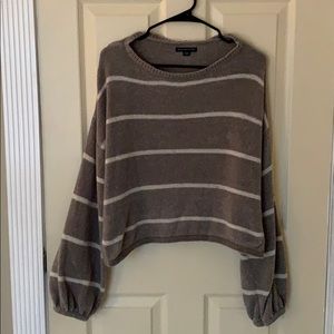 Oversized cropped sweater